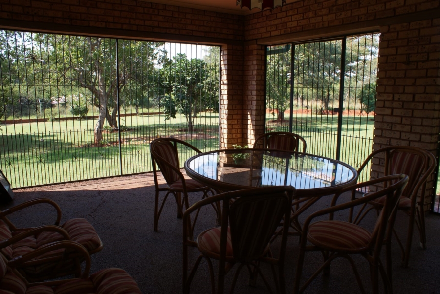 7 Bedroom Property for Sale in Zandfontein A H North West